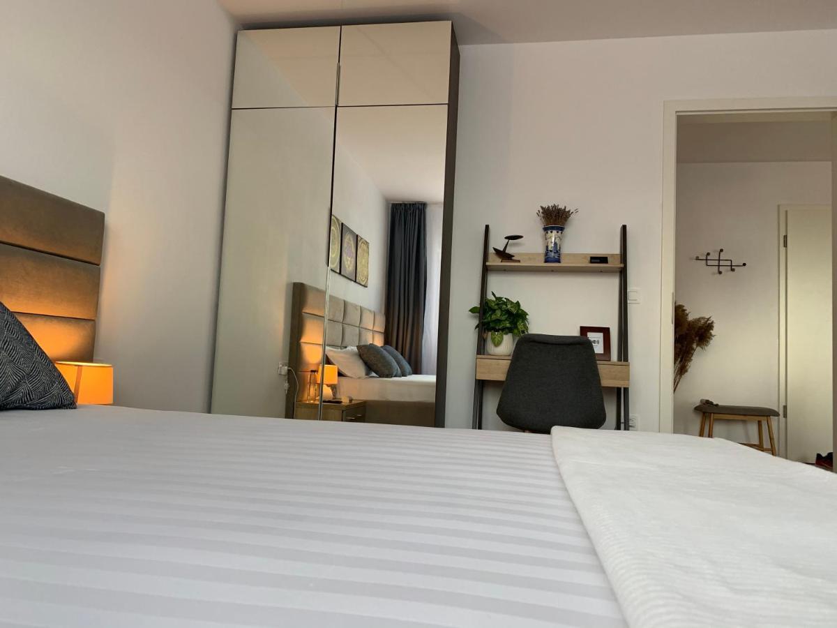 Executive Apartment Avantgarden Coresi Braşov Extérieur photo